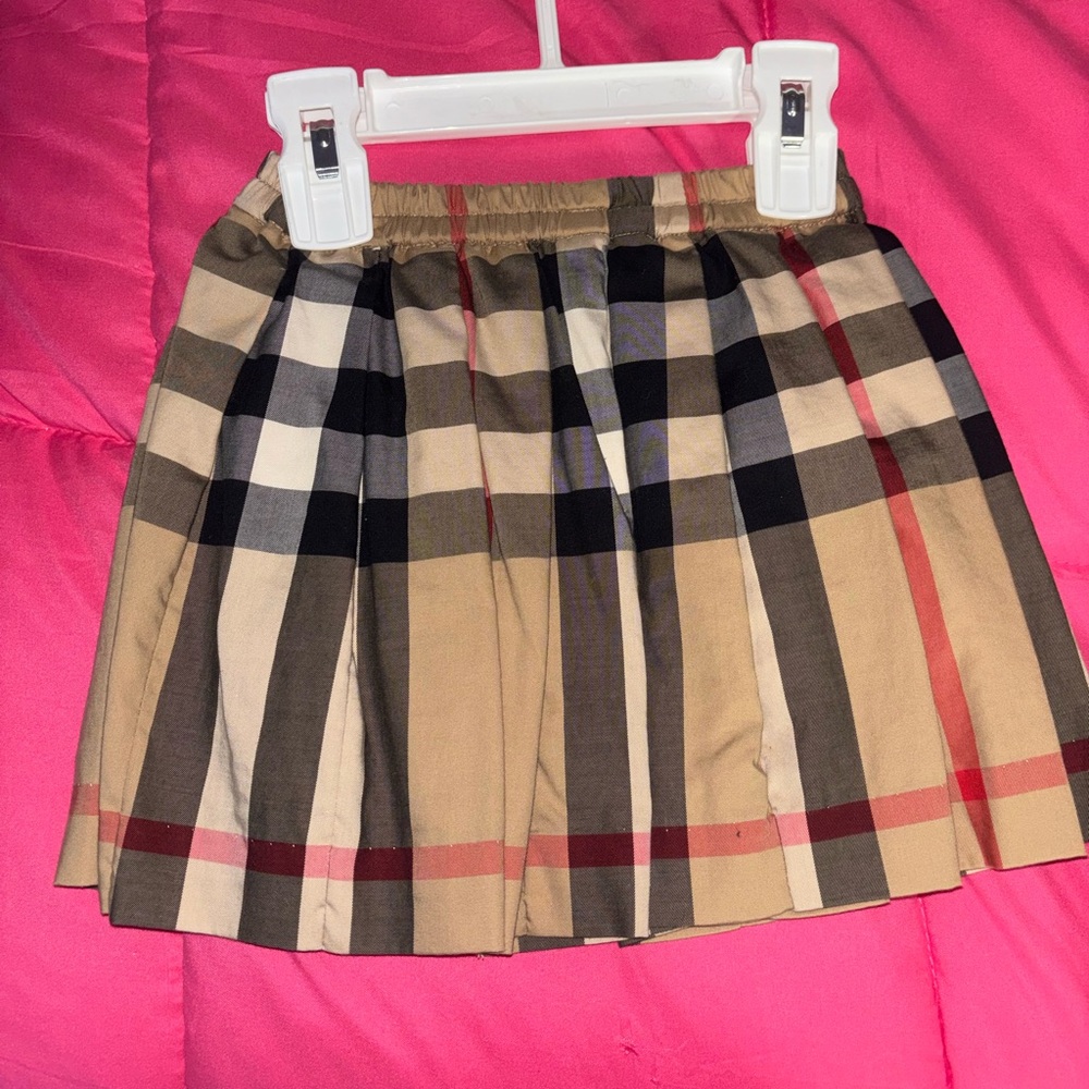 Authentic Burberry Tan and Brown Checkered Skirt